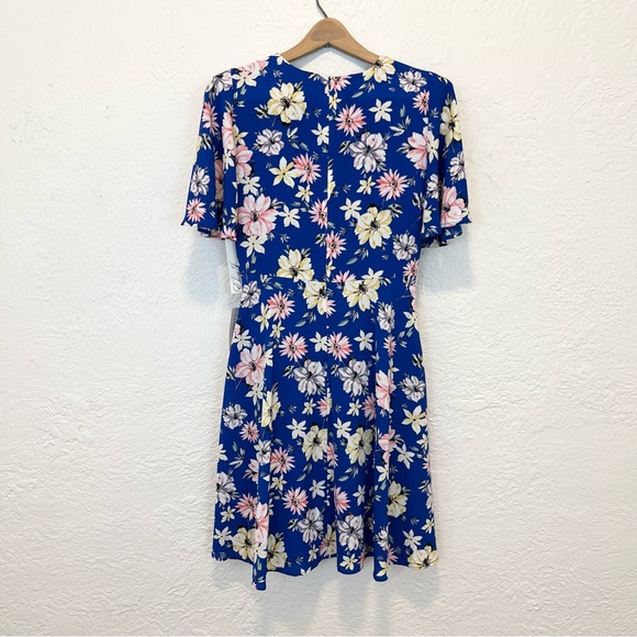 Eliza J Blue Floral Dress Flutter Sleeve 8 - Picture 5 of 8